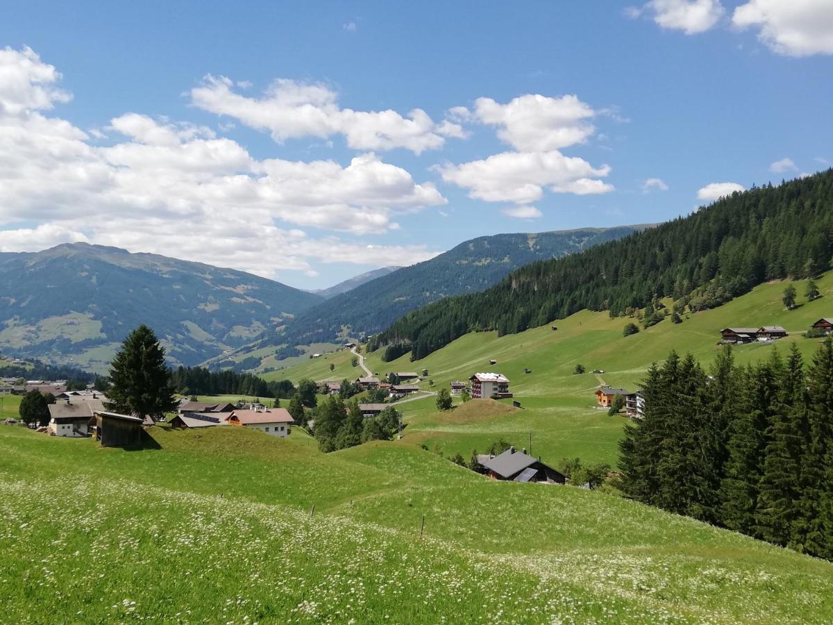 Haus Annemarie Apartments Kartitsch - Hochpustertal ภายนอก รูปภาพ