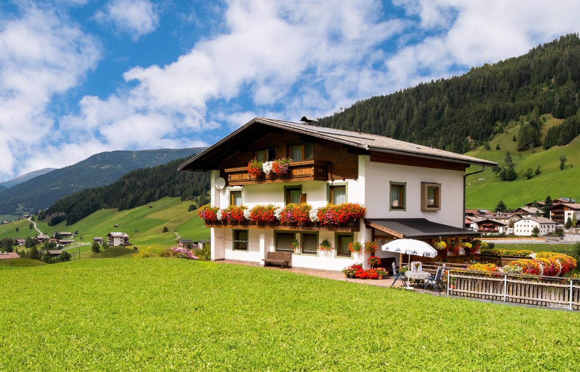 Haus Annemarie Apartments Kartitsch - Hochpustertal ภายนอก รูปภาพ